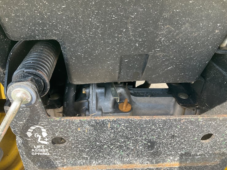 john-deere-265-image-14