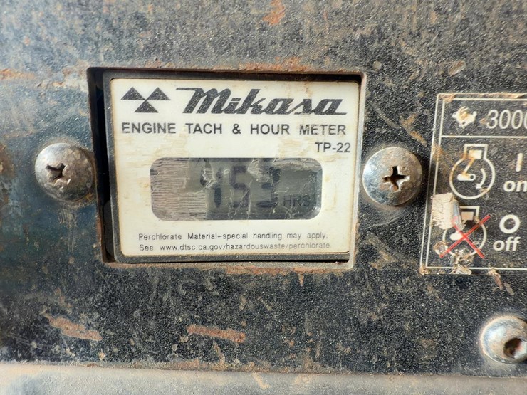 mikasa-mvh-408gh-reversible-plate-compactor-image-5