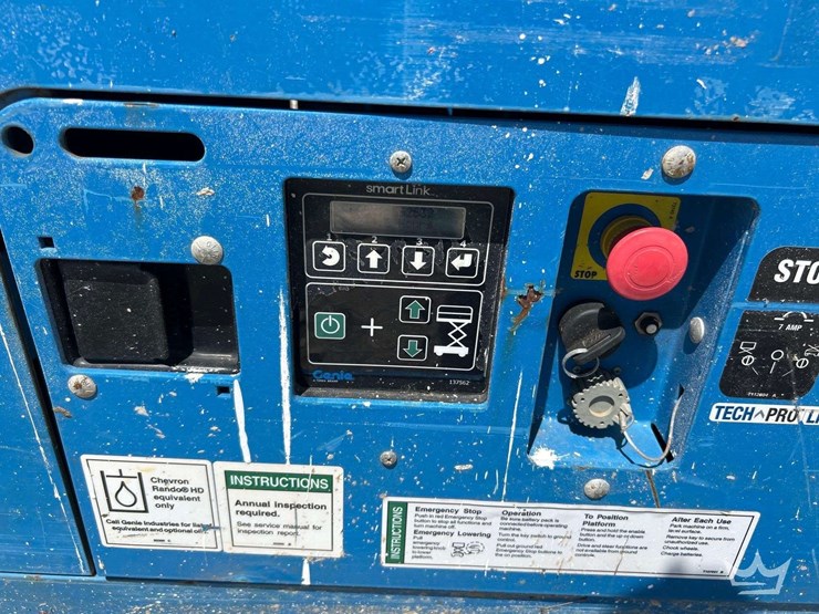 genie-scissor-lift-image-9