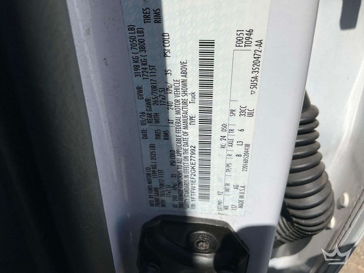 2016-ford-f150-image-5