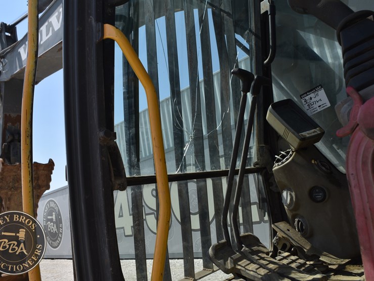 2008-volvo-ec240cl-image-97