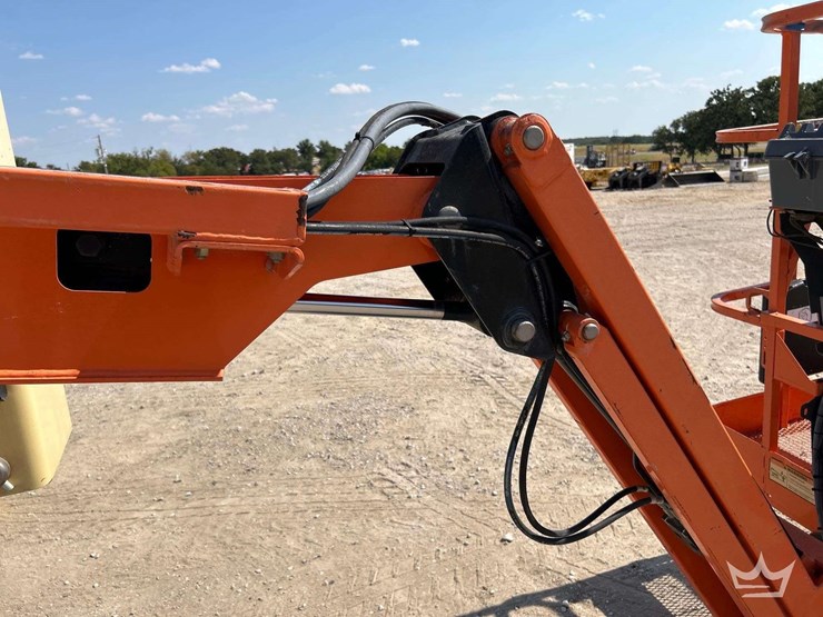 2016-jlg-e450aj-image-12