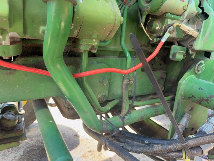 1992-john-deere-1070-image-11