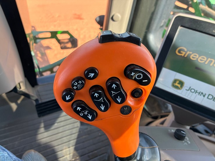 john-deere-r4030-image-19