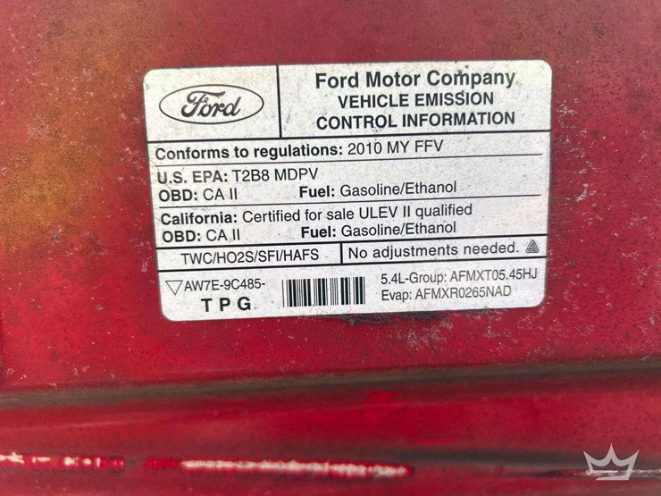 2010-ford-cargo-image-10