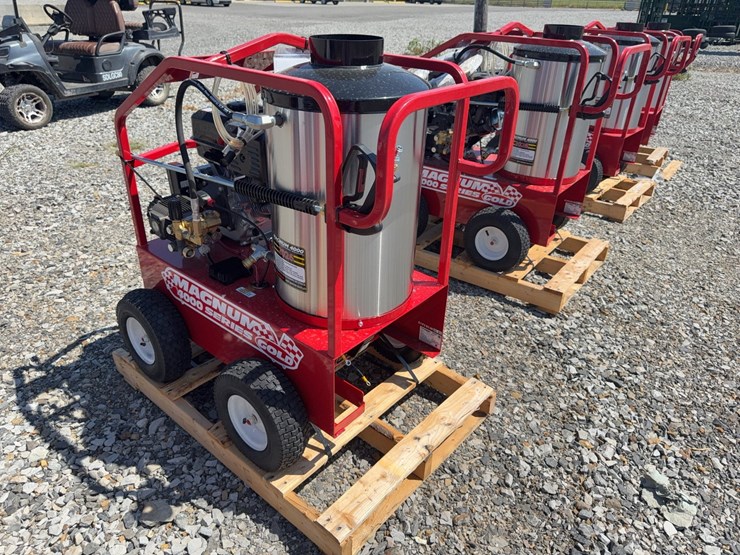 #4-•-unused-magnum-4000-series-hot-water-pressure-washer-262661-inv#53779-image-4