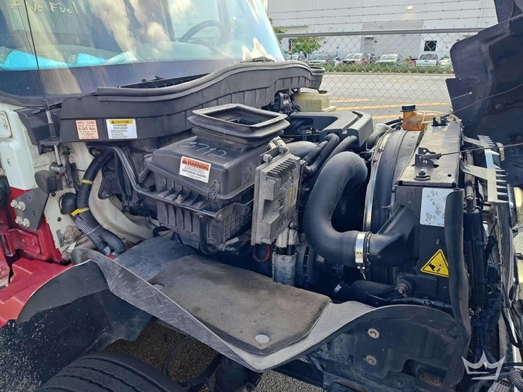 2011-international-durastar-4300-image-13