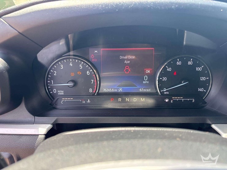 2020-ford-explorer-image-13