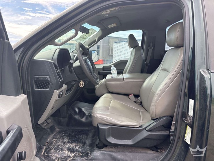 2017-ford-f150-image-12