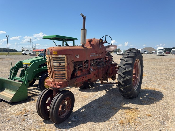 #45331-•-1957-farmall-450-tractor-933-inv#45331-image-1
