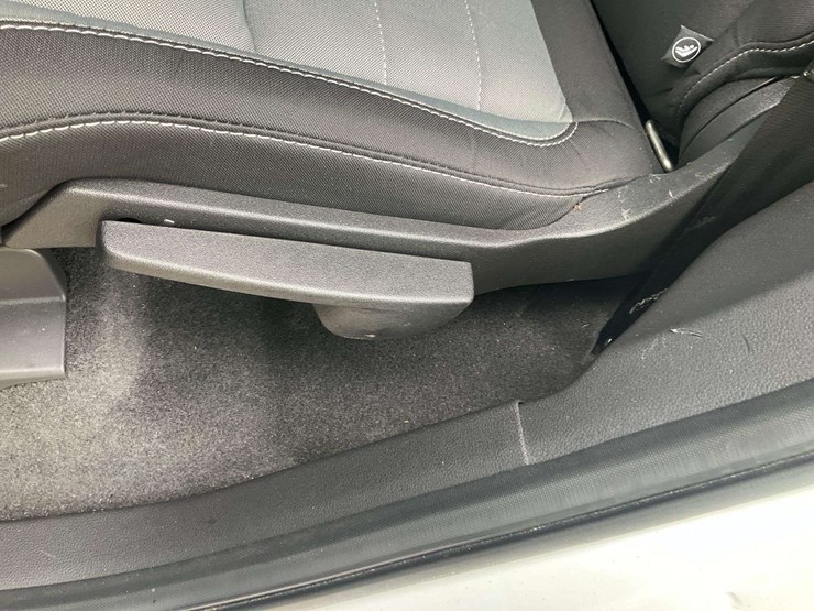 2013-ford-escape-image-27