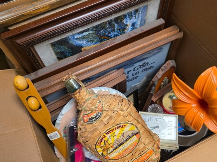 #10-•-household-items-to-be-sold-live-in-person-only!-image-3
