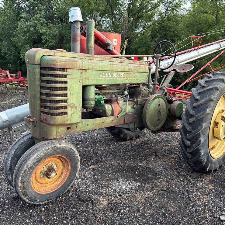 JOHN DEERE A