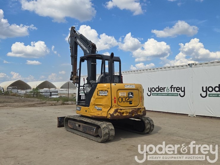 deere-60g-image-3