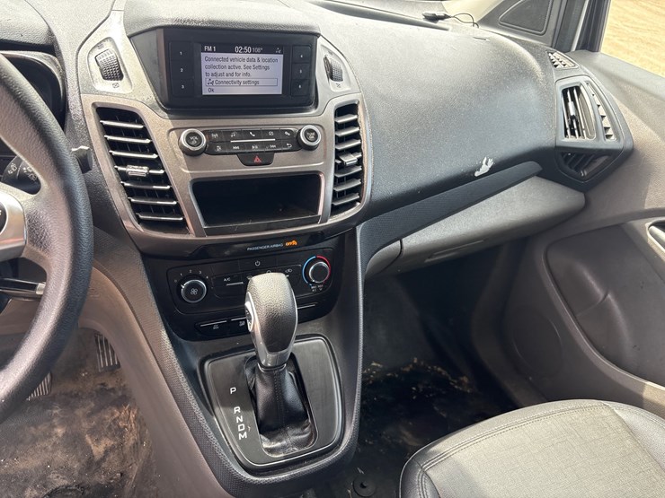 2021-ford-transit-connect-image-9