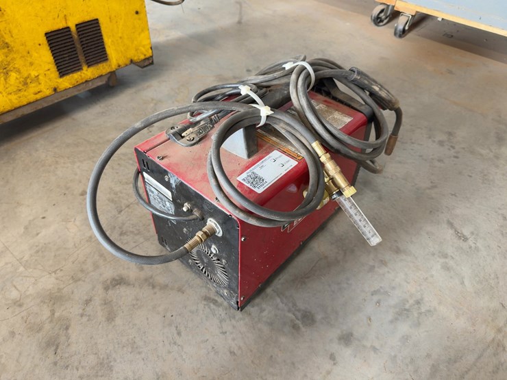 lincoln-140-mig-welder-image-3