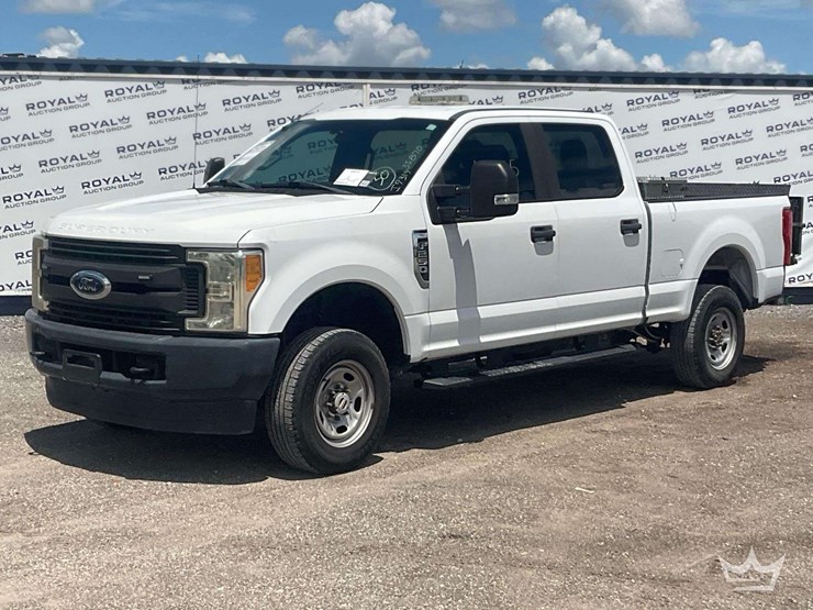 2017-ford-f250-image-1