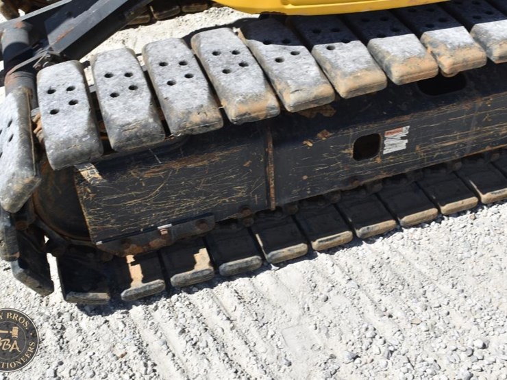 komatsu-pc45mr-5-image-29