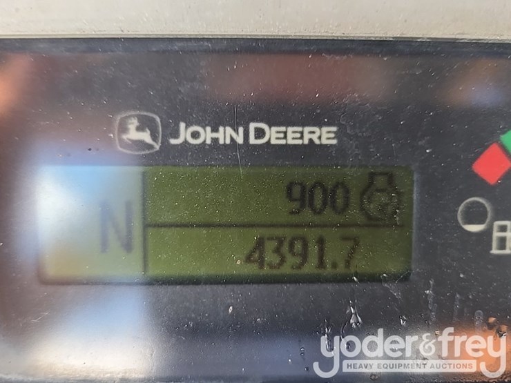 2014-deere-310k-ep-image-62