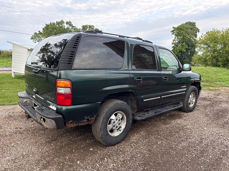 2001-chevrolet-tahoe-lt-image-5