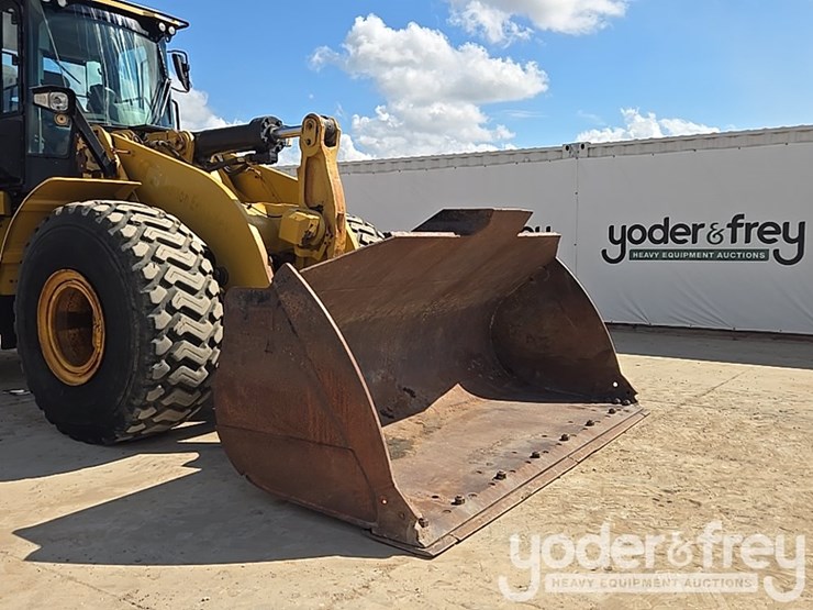 2015-caterpillar-966m-image-20