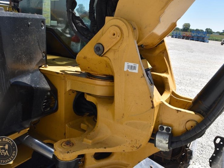 2022-caterpillar-308-cr-image-35
