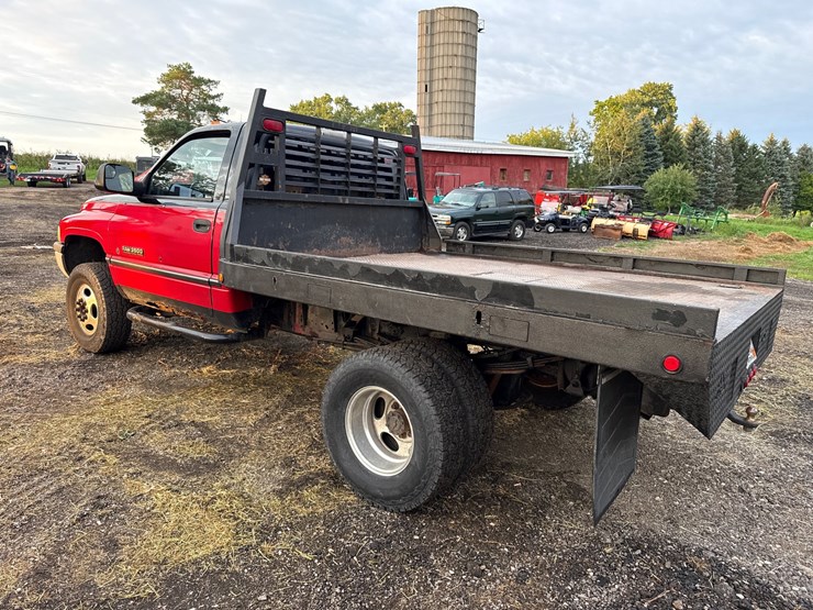 1996-dodge-ram-3500-image-3