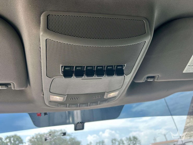 2017-ford-f550-image-47