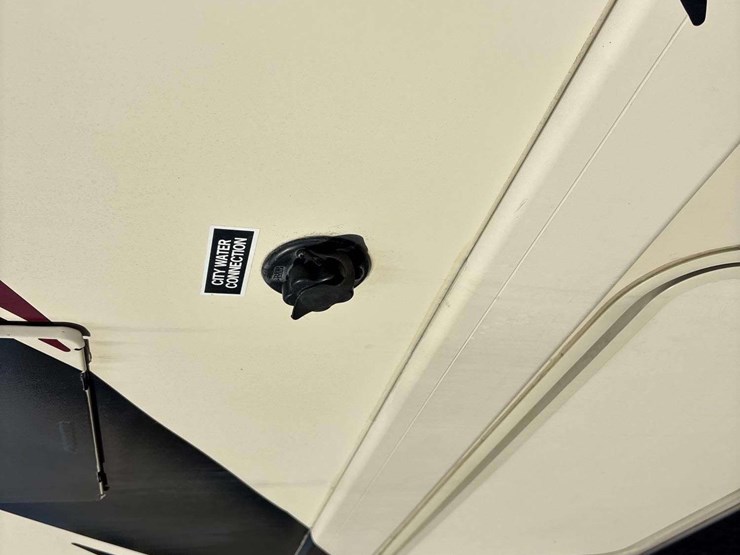 2020-ford-f53-thor-ace-32.3-33.5ft-class-a-motorhome-image-82
