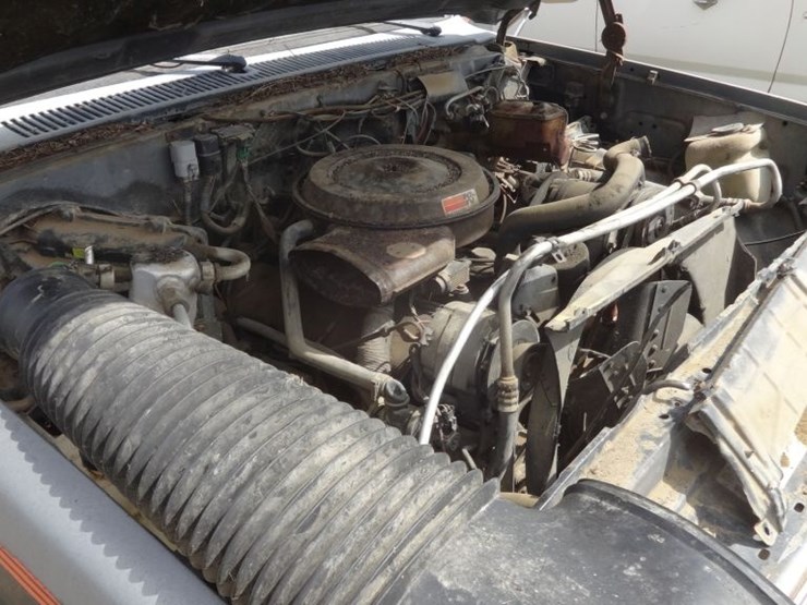 1988-chevrolet-30-image-15