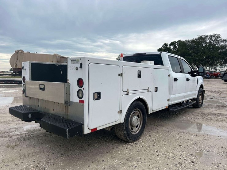 2017-ford-f350-image-3