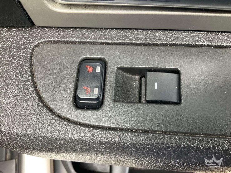 2011-ford-f150-image-27