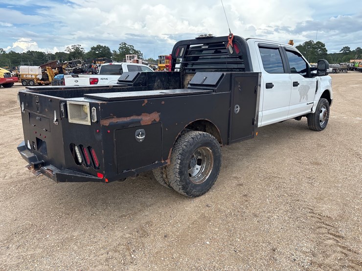 2019-ford-f350-image-3