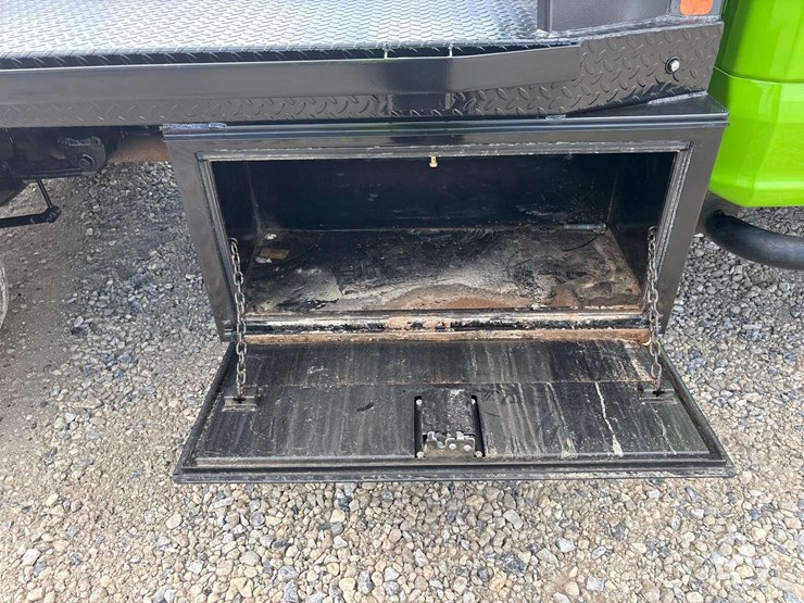 2019-ford-f550-image-24
