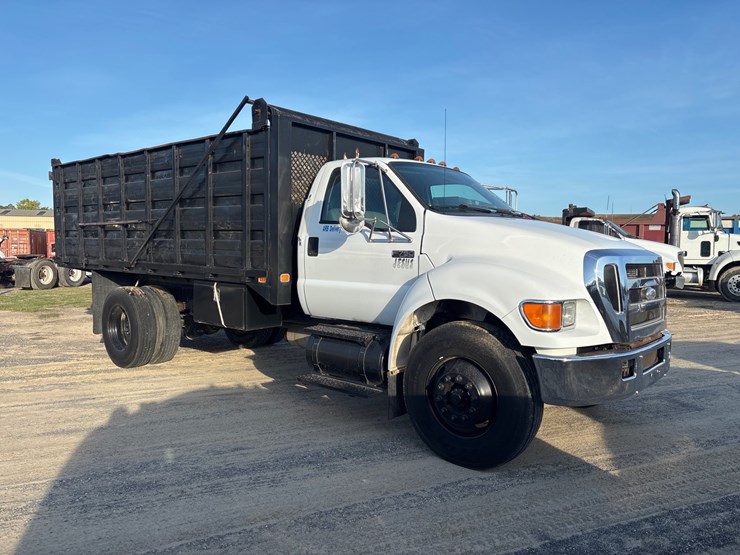 2007-ford-f750-image-2