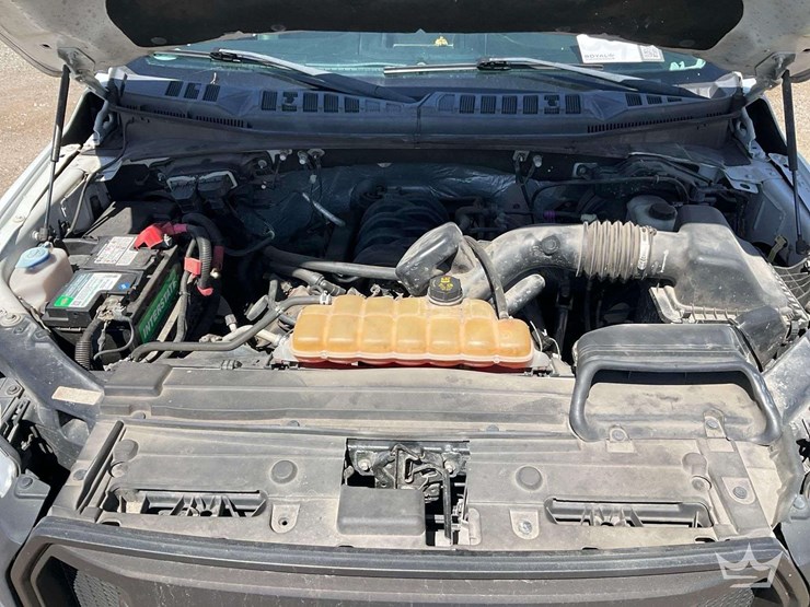 2016-ford-f150-image-10