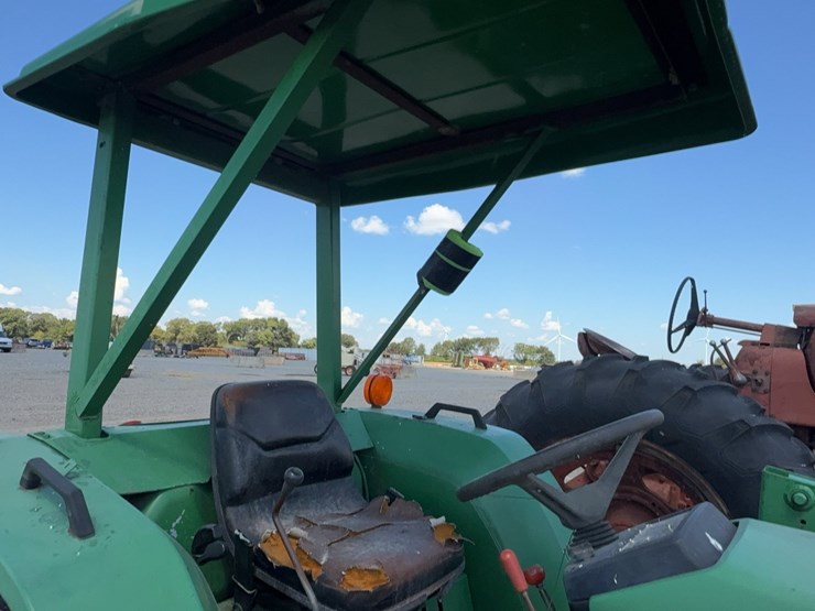 1992-john-deere-1070-image-31