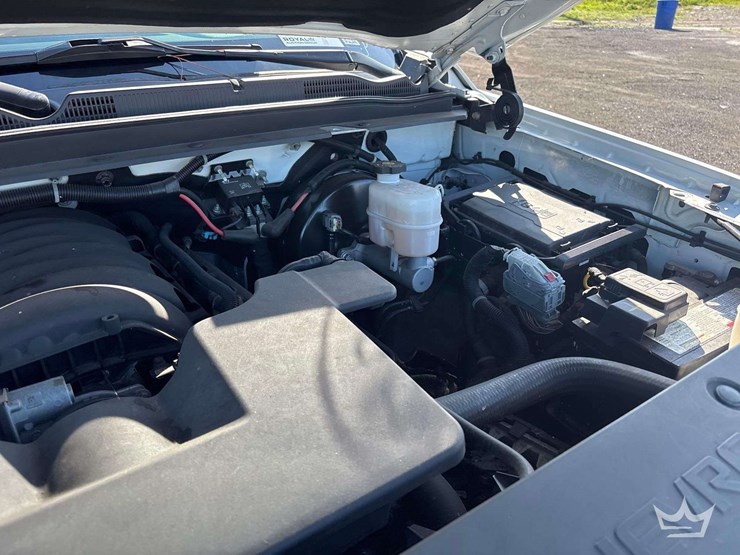 2019-chevrolet-tahoe-image-19
