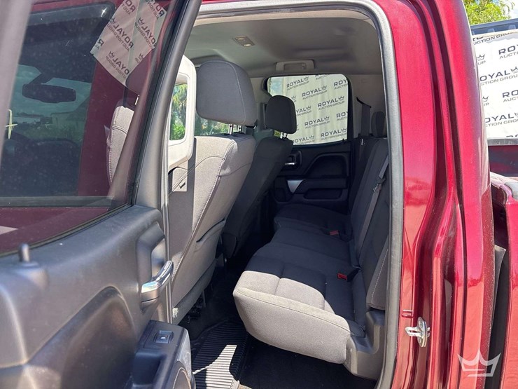 2016-chevrolet-1500-image-21