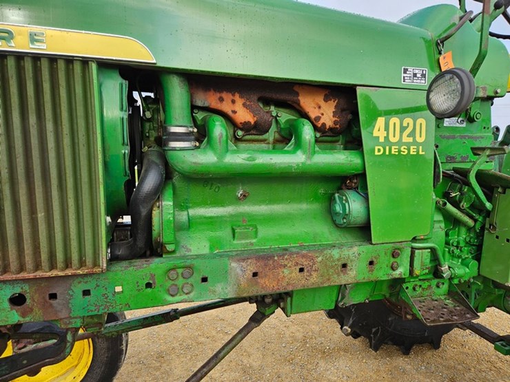 john-deere-4020-image-13