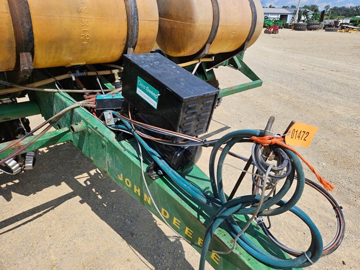 john-deere-7000-image-11