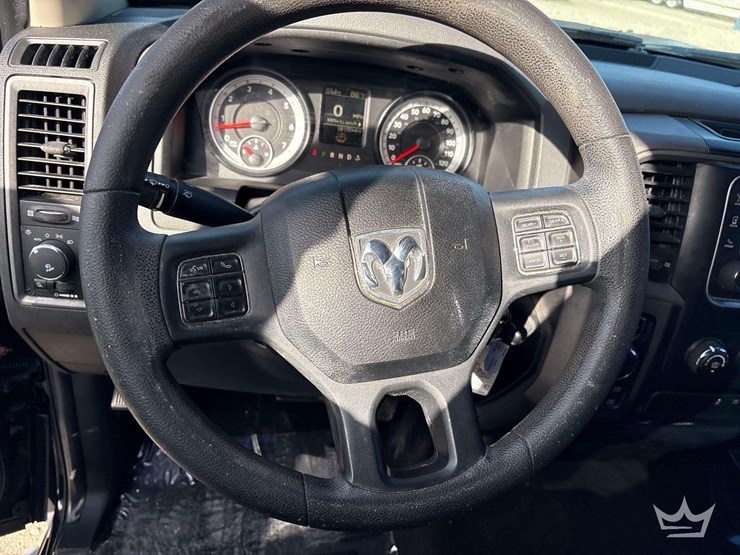 2014-dodge-1500-image-15