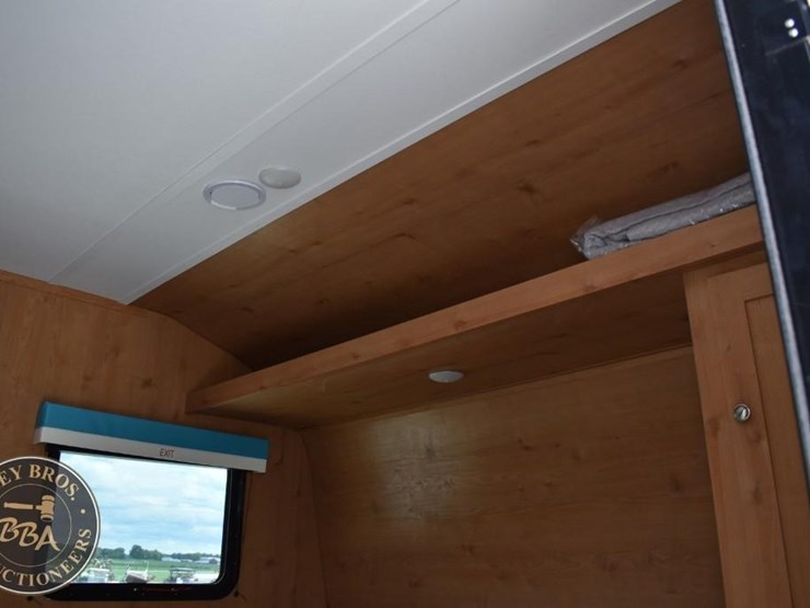 2022-riverside-rv-retro-190bh-46275-image-25