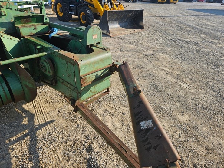 john-deere-214-image-11