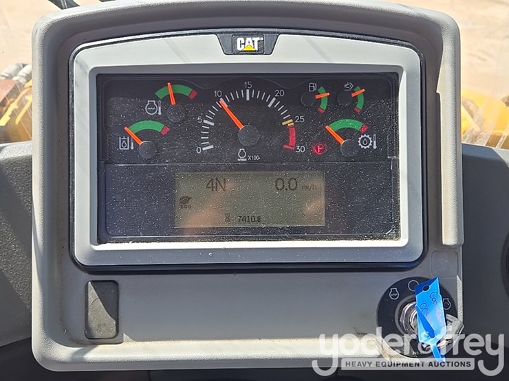 2015-caterpillar-966m-image-85
