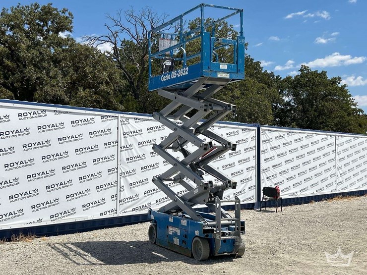 genie-scissor-lift-image-4