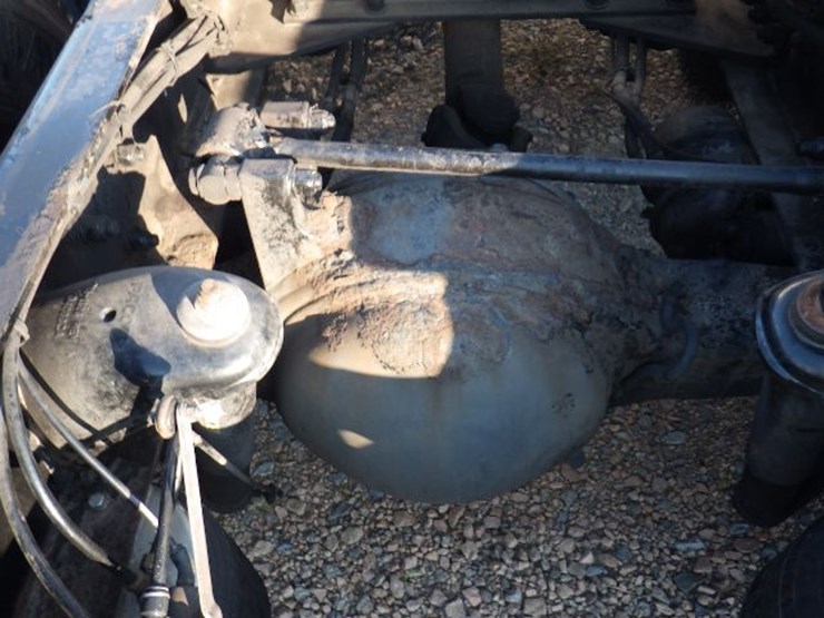 2015-kenworth-t680-image-12