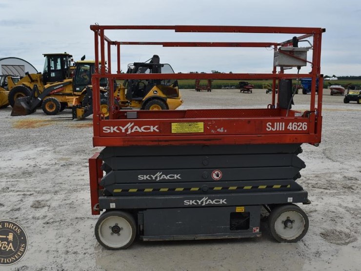 2014-skyjack-sjiii4626-image-9
