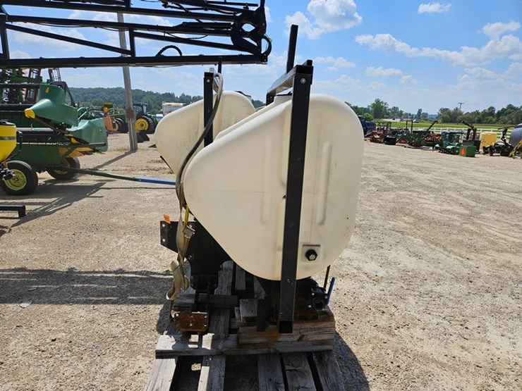 #13-•-pair-250-gallon-saddle-tanks-image-2