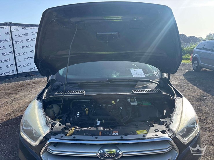 2017-ford-escape-image-10